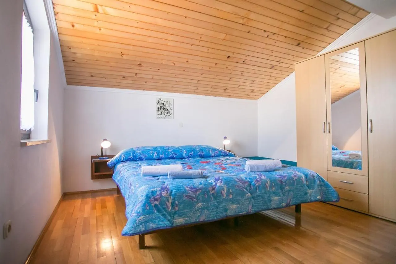 פורץ Apartment House Matosevic קרואטיה